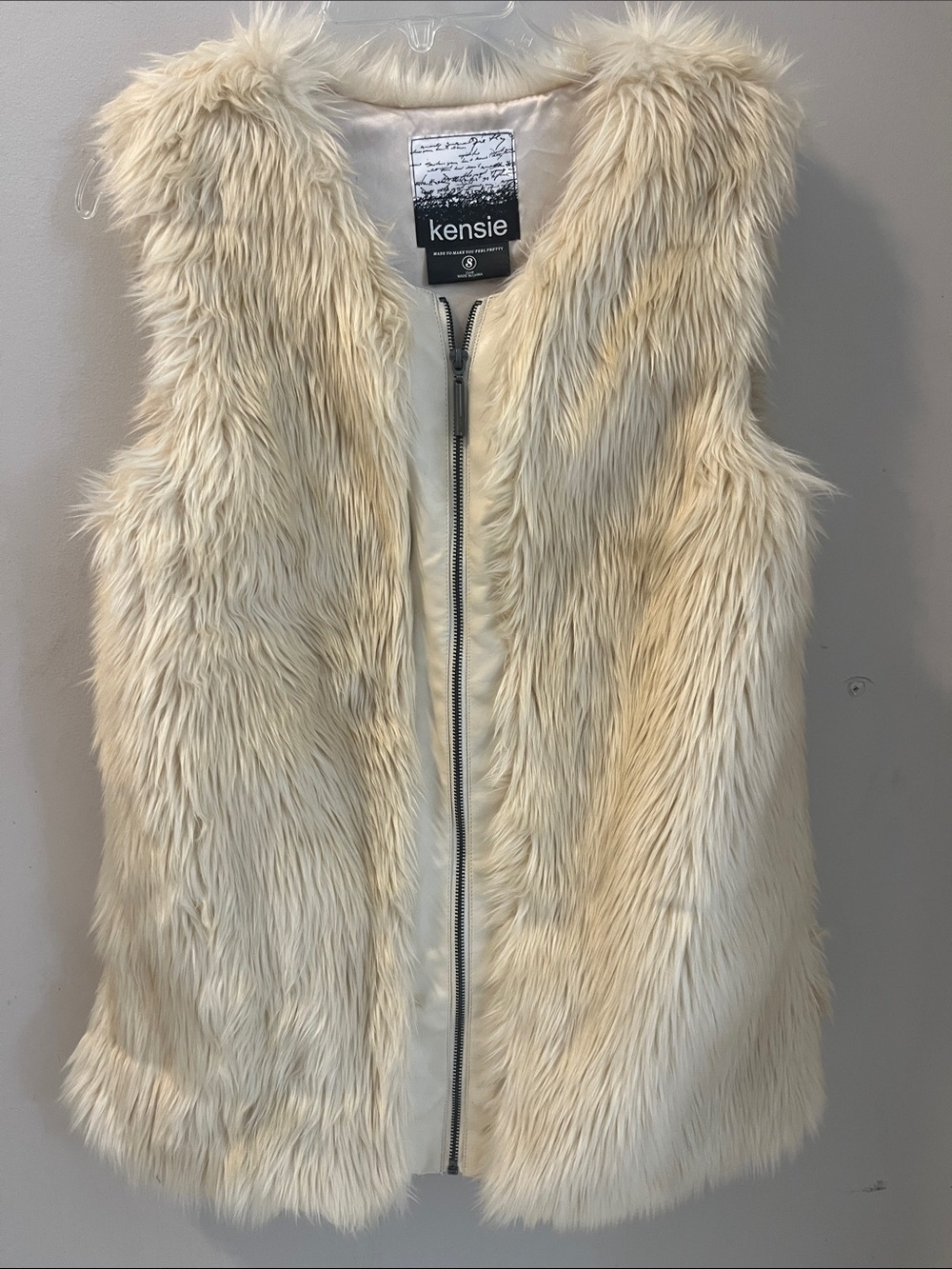 Kensie Cream Faux Fur Zip-Front Vest